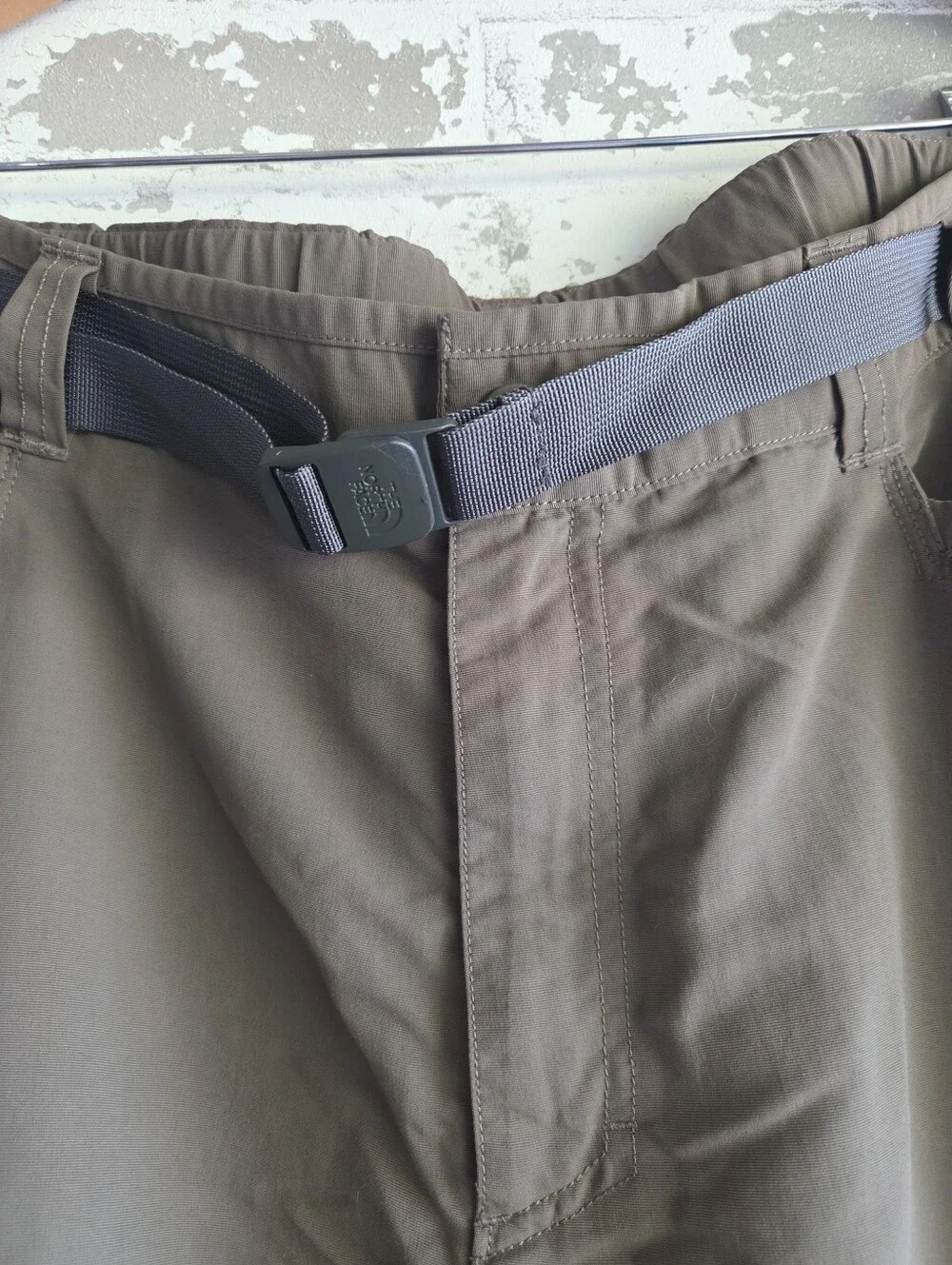 The North Face Mens XXL Convertible Cargo Hiking Pants Brown Zip Off Belted